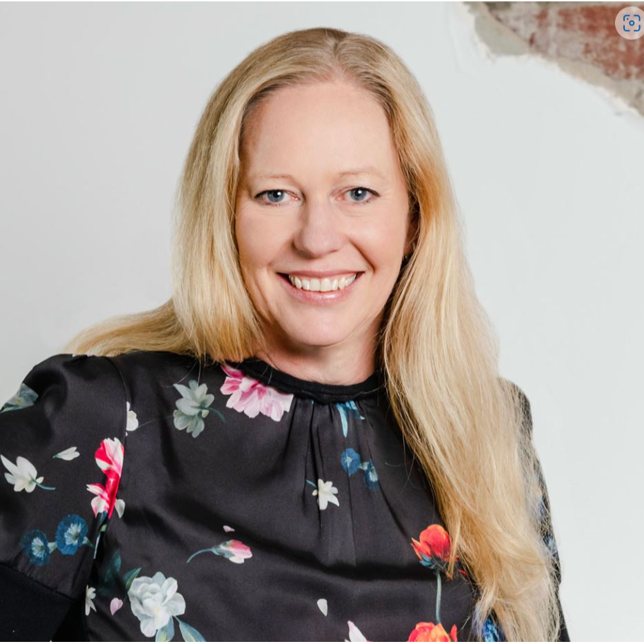 Karen Montgomery-Douglas Avatar