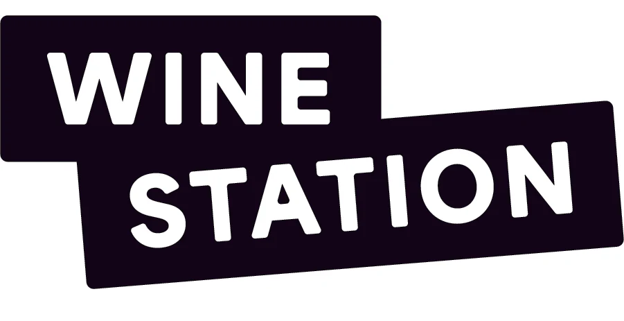 WineStation | Food & Beverage Logo