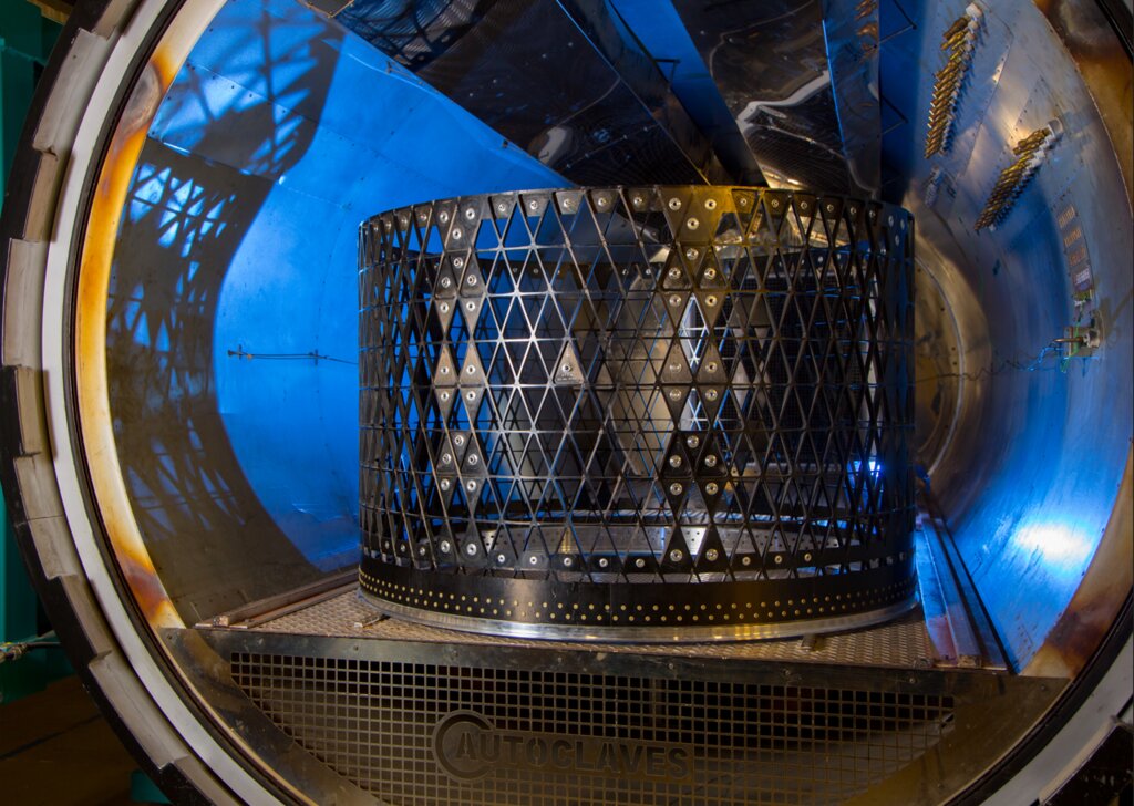 Composite Lattice Satellite Central Tube